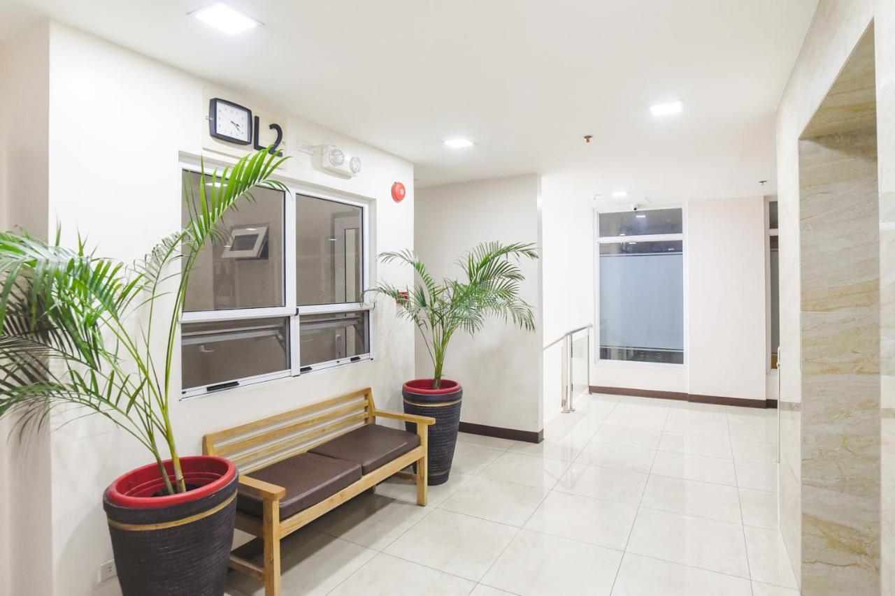 Hotel Merlo Makati City Kültér fotó