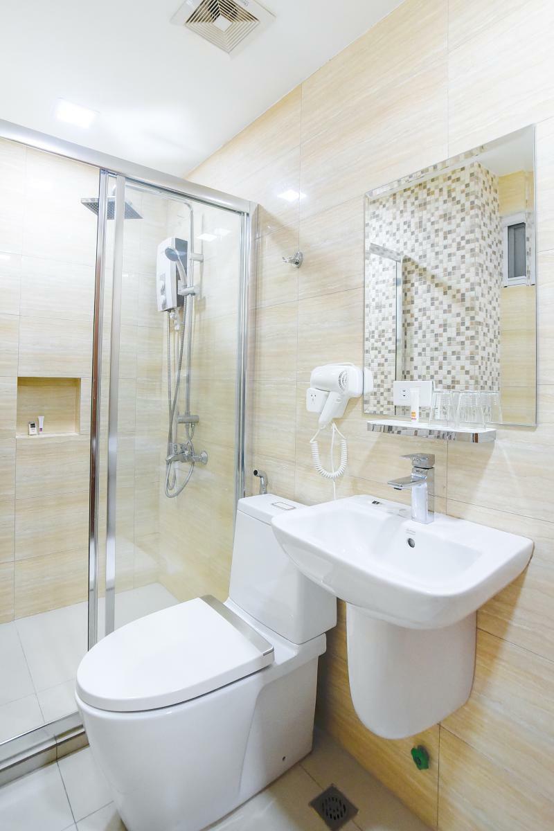 Hotel Merlo Makati City Kültér fotó